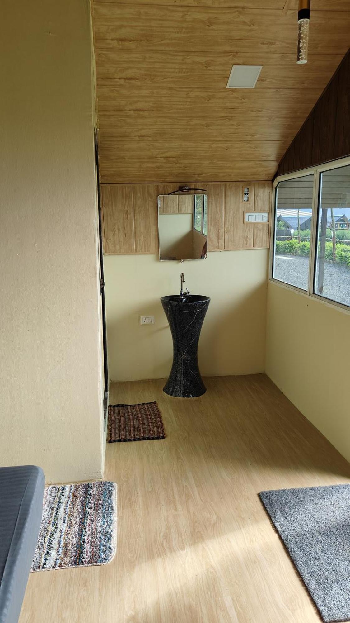 Shelby Pawana Lake Cottages & Camping Tents Lonavala Exteriör bild