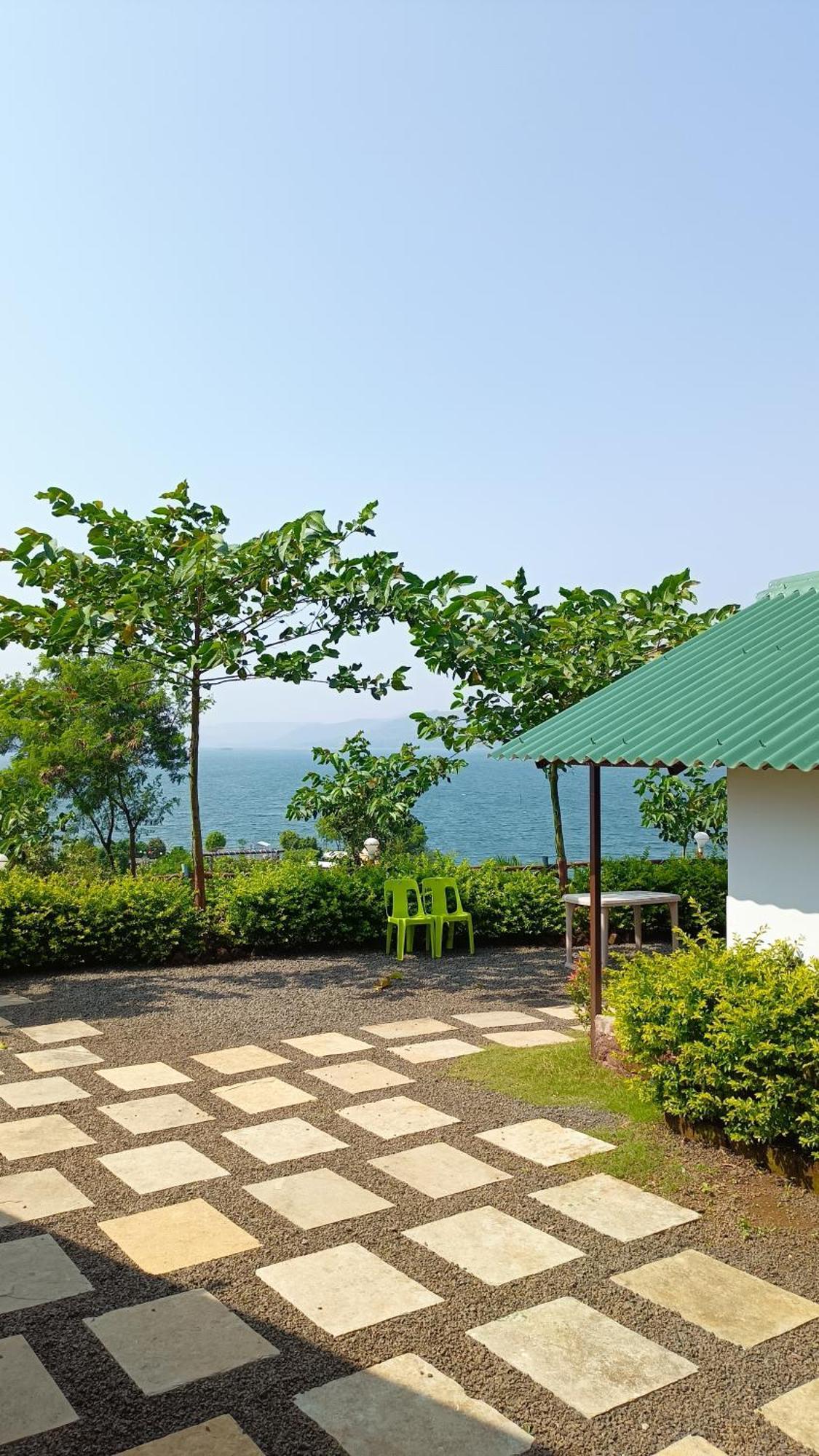 Shelby Pawana Lake Cottages & Camping Tents Lonavala Exteriör bild